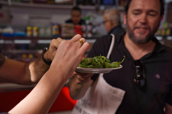 Um tour gastronômico em Málaga explorando tapas, mercados locais e ruas históricas, foto 7 | wizardtrip