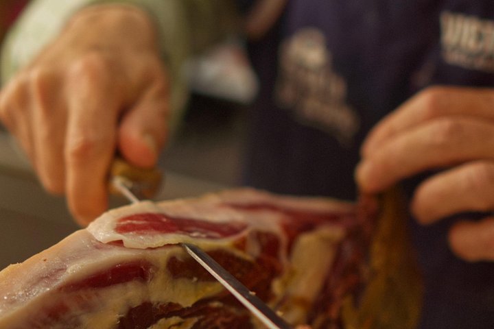 Um tour gastronômico em Málaga explorando tapas, mercados locais e ruas históricas, foto 11 | wizardtrip