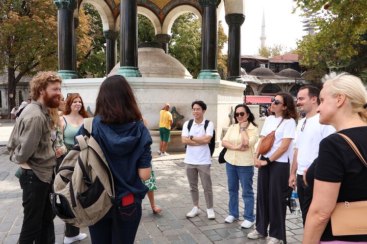 Guidet tur i Istanbuls historiske Sultanahmet-distrikt, inkludert Den blå moské og Hagia Sophia, foto 9 | wizardtrip