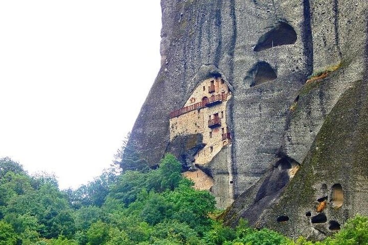 Dagtocht naar Meteora-kloosters vanuit Athene, met prachtige rotsformaties en oude religieuze locaties, foto 36 | wizardtrip