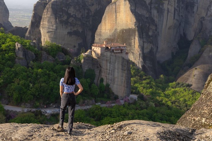 Dagtocht naar Meteora-kloosters vanuit Athene, met prachtige rotsformaties en oude religieuze locaties, foto 44 | wizardtrip