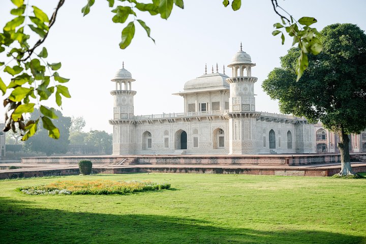 Privat byrundtur til Taj Mahal, Agra Fort, Baby Taj & Mehtab Bagh | wizardtrip