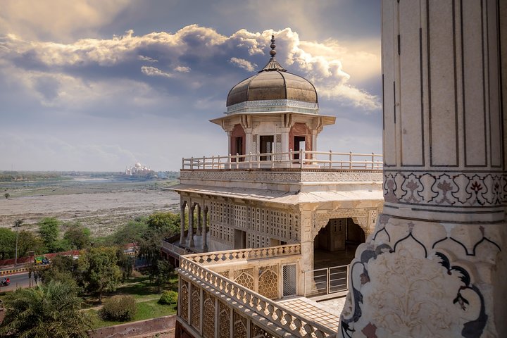 Privé begeleide tour van Agra's iconische Taj Mahal, Fort Agra, Baby Taj en Mehtab Bagh, foto 6 | wizardtrip