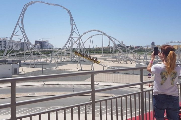 Passeio de dia inteiro de Dubai para Abu Dhabi, com locais culturais e o parque temático Ferrari World, foto 27 | wizardtrip