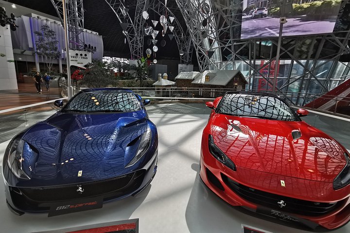 Passeio de dia inteiro de Dubai para Abu Dhabi, com locais culturais e o parque temático Ferrari World, foto 36 | wizardtrip