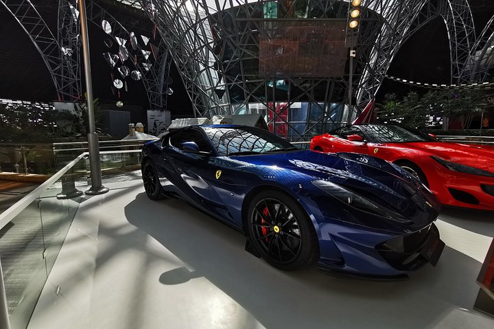 Passeio de dia inteiro de Dubai para Abu Dhabi, com locais culturais e o parque temático Ferrari World, foto 40 | wizardtrip