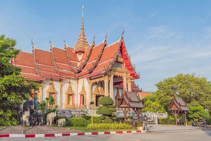 Private customized tour of Phuket with driver, visiting temples, beaches, and viewpoints, photo 20 | wizardtrip