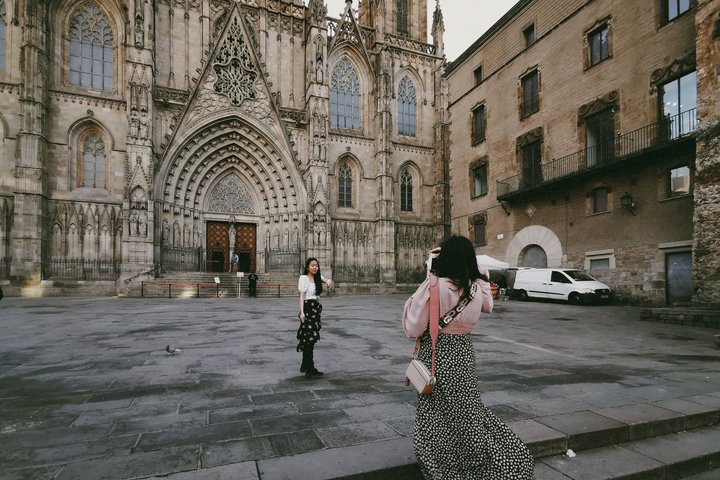 Barcelona Old Town & Gothic Quarter Small Group Tour | wizardtrip