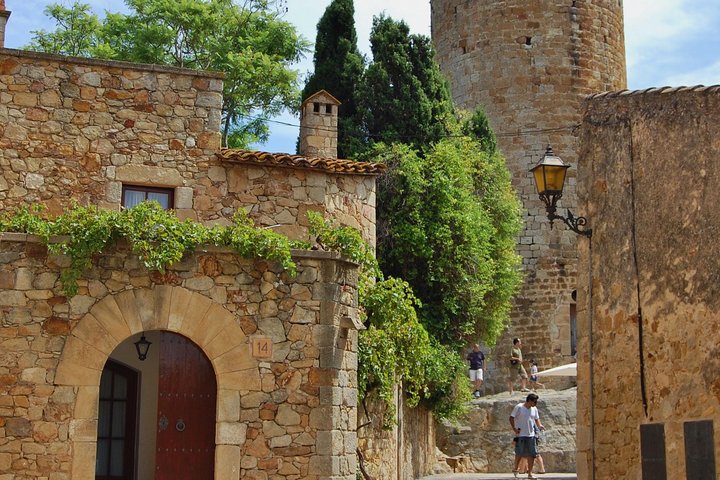 Kleingruppentour, die das mittelalterliche Girona und die malerische Küste der Costa Brava von Barcelona aus erkundet, Foto 14 | wizardtrip
