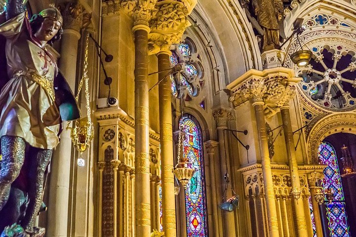 Tour privado al Monasterio de Montserrat desde Barcelona con impresionantes vistas a la montaña, foto 11 | wizardtrip