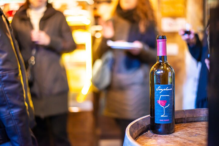 Venice food and wine tour with tastings and wine sips at historic locations, photo 19 | wizardtrip