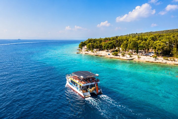 Heldags båttur til Hvar, Brač og Pakleniøyene fra Split, Kroatia, med bading og lunsj, foto 6 | wizardtrip