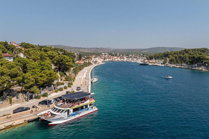 Heldags båttur til Hvar, Brač og Pakleniøyene fra Split, Kroatia, med bading og lunsj, foto 20 | wizardtrip