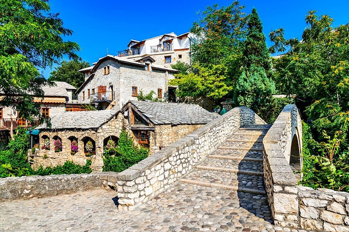 Dagsutflykt från Split till Mostar, Počitelj och Kravice vattenfall i Bosnien och Hercegovina, foto 18 | wizardtrip