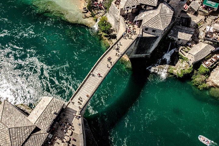 Dagsutflykt från Split till Mostar, Počitelj och Kravice vattenfall i Bosnien och Hercegovina, foto 23 | wizardtrip