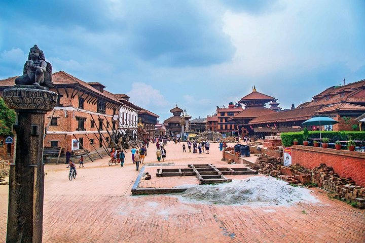 Privat dagsutflykt som utforskar Bhaktapurs antika tempel och Nagarkots Himalaya-utsikter nära Kathmandu, Nepal, foto 6 | wizardtrip